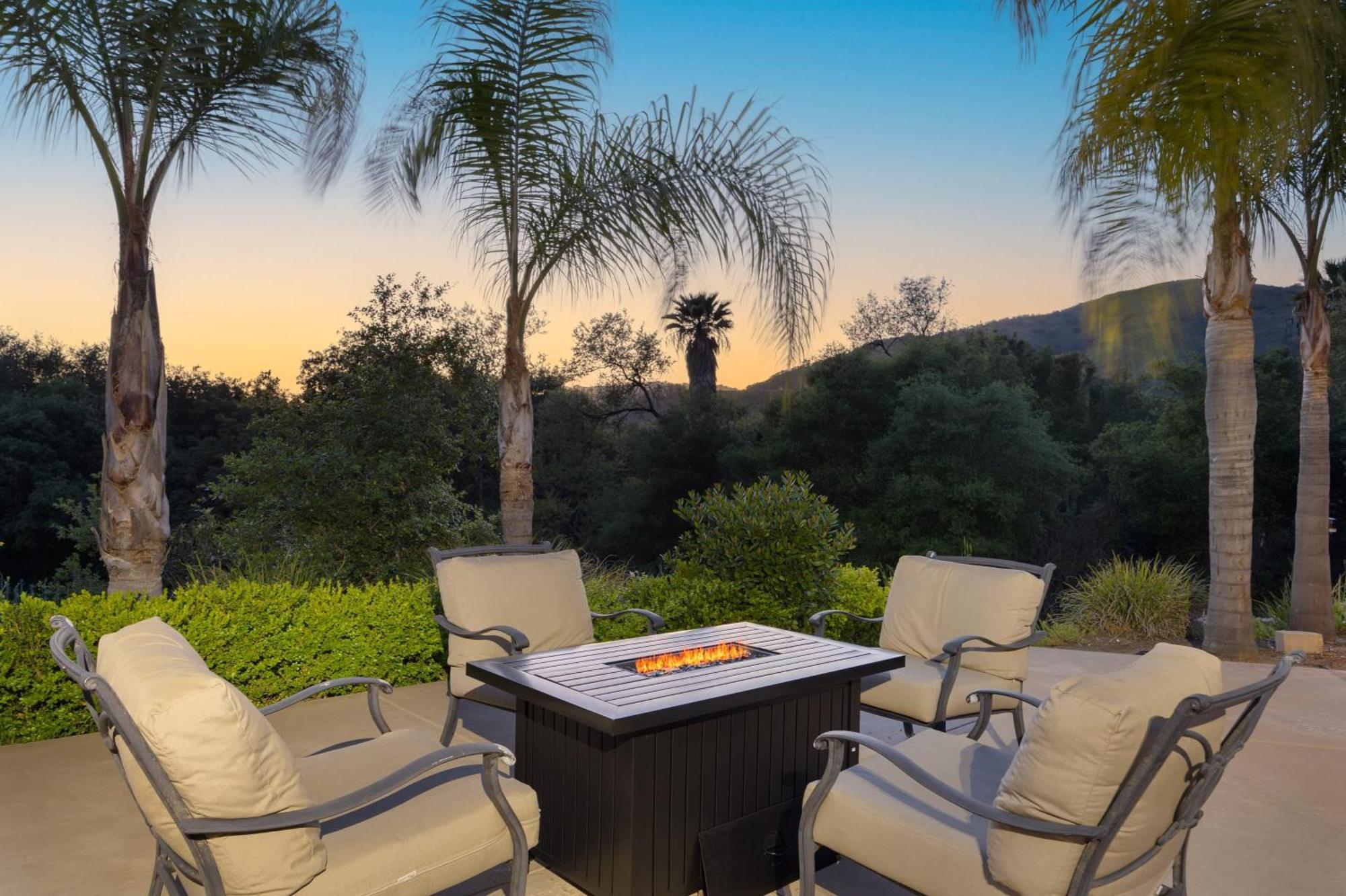 Grapevine By Avantstay Secluded 5Br Villa 4 Acres Of Vineyards Avo Groves Temecula Esterno foto