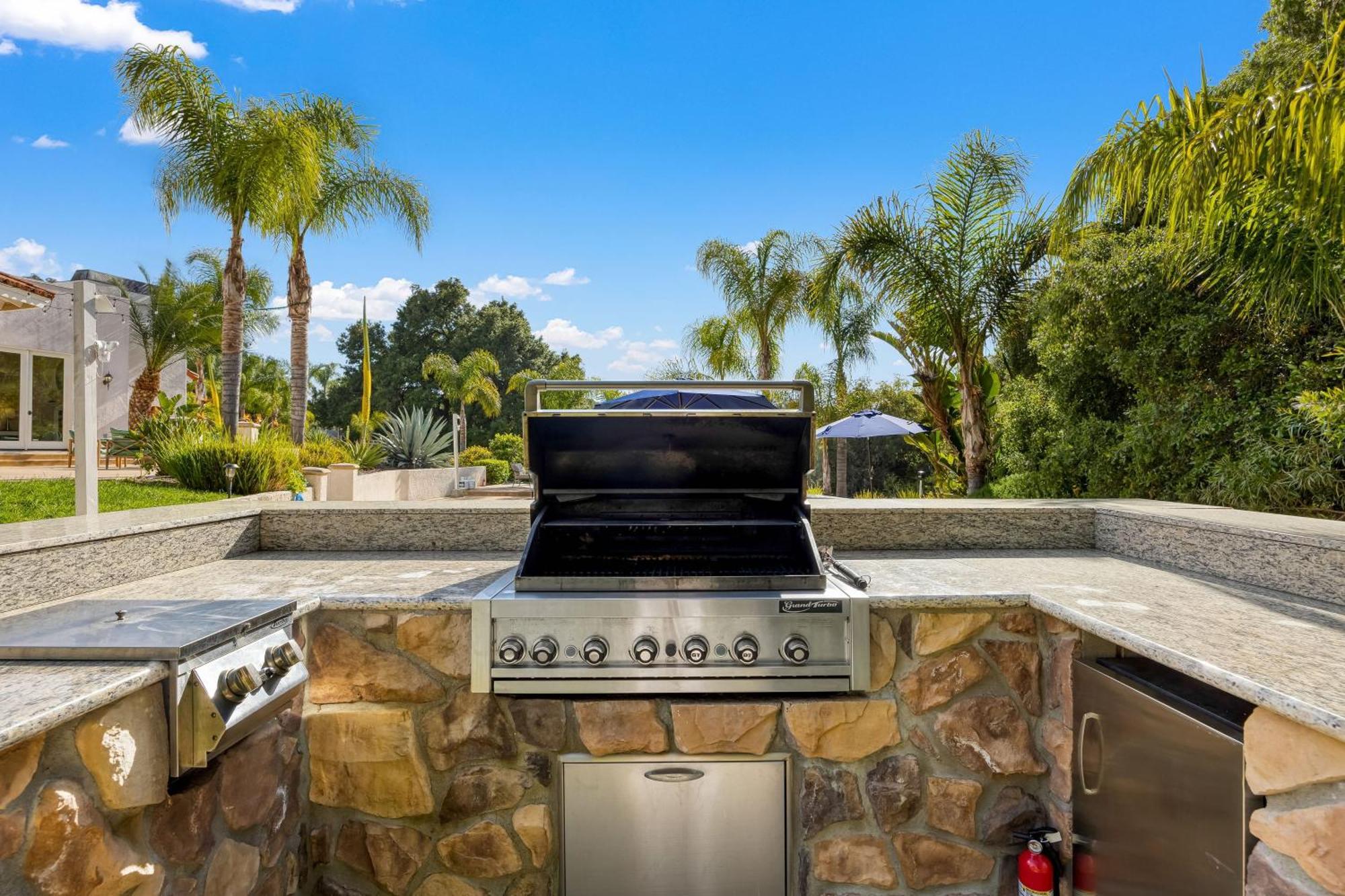 Grapevine By Avantstay Secluded 5Br Villa 4 Acres Of Vineyards Avo Groves Temecula Esterno foto